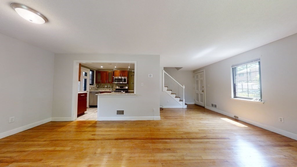 Watertown 2 beds 1 baths - $2,900