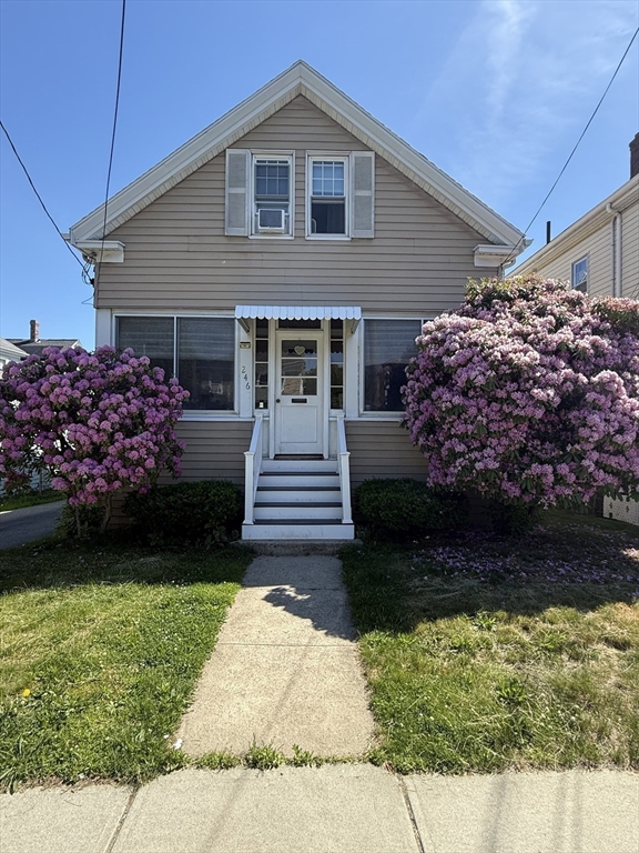Quincy 4 beds 2 baths - $4,000