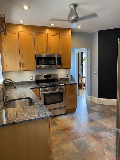 Winthrop 3 beds 2 baths - $3,300