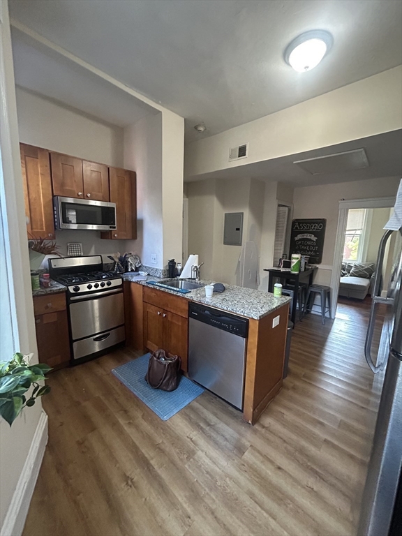 Roxbury 3 beds 1 baths Boston - $4,600