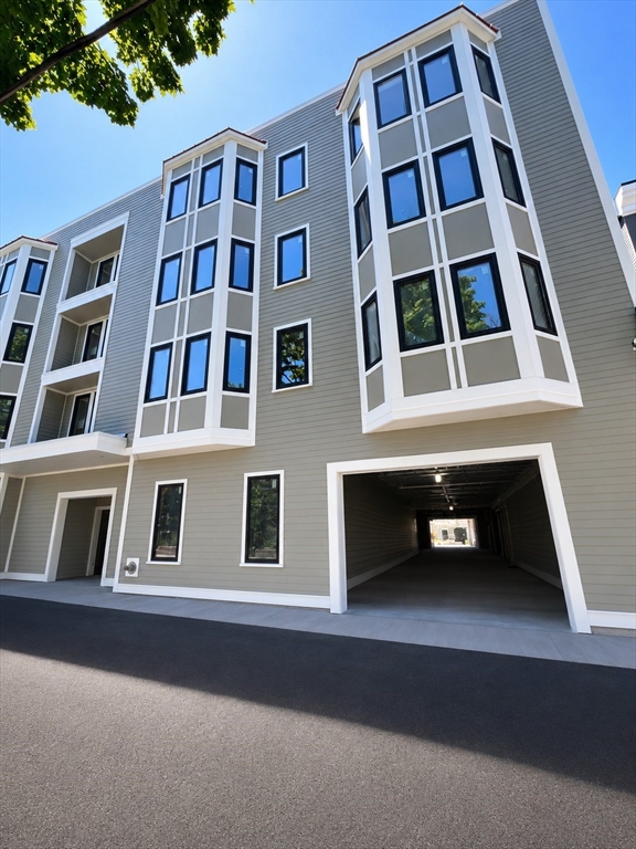South Boston 2 beds 2 baths Boston - $5,000