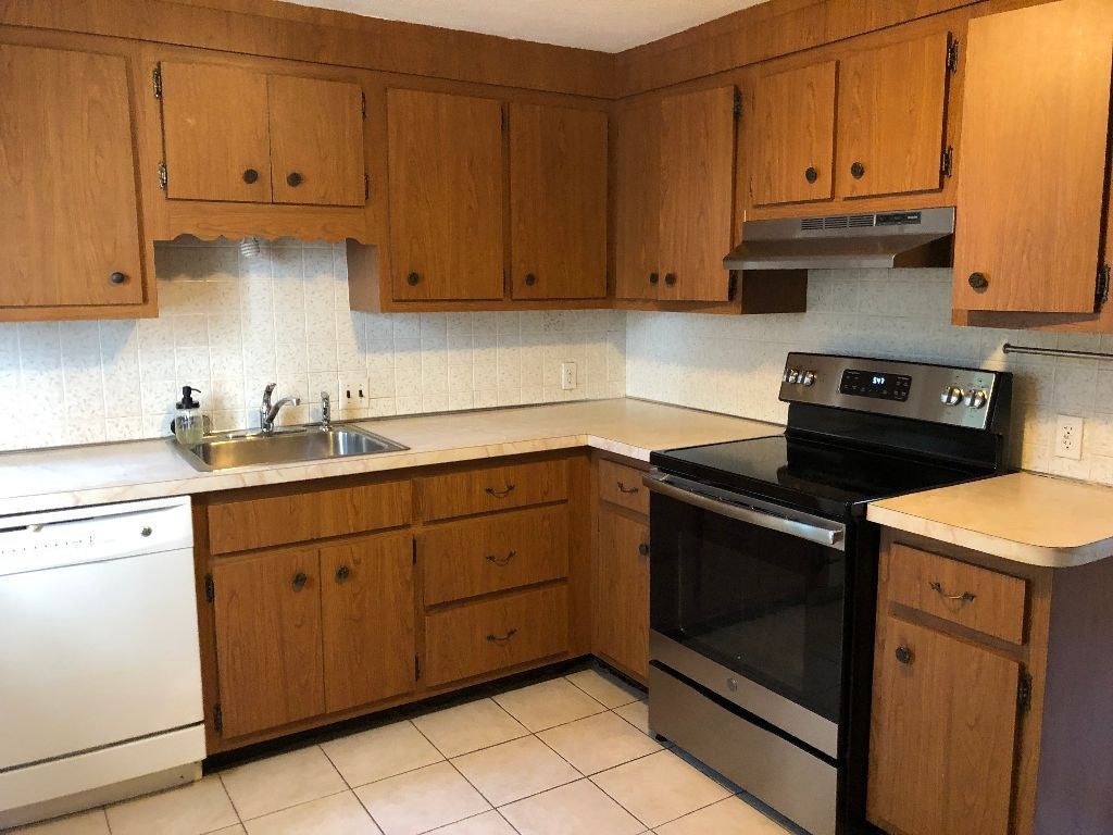 Lexington - $2,900+ /mo