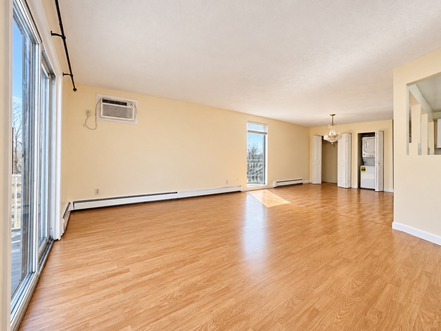 Everett - $2,800+ /mo