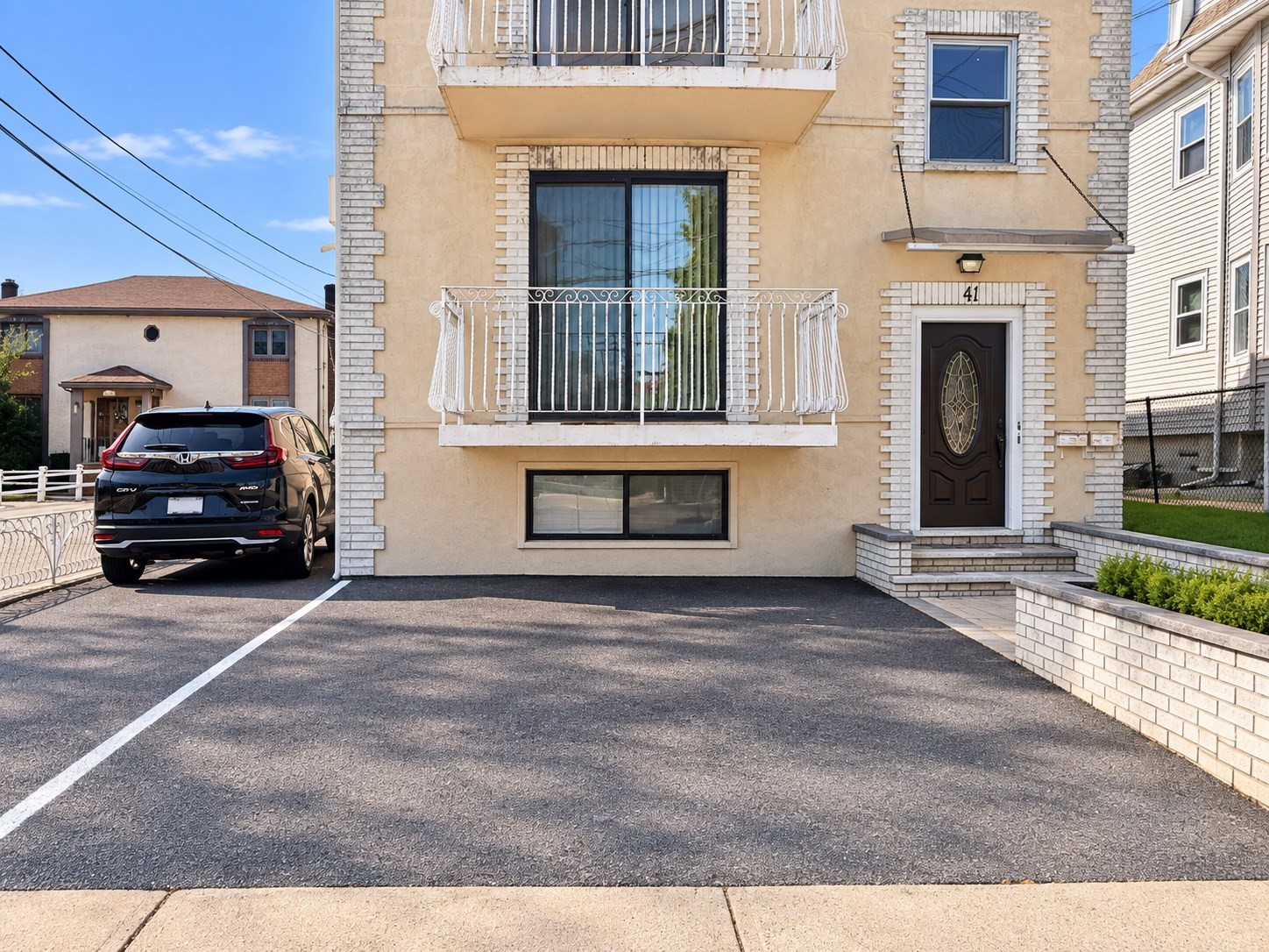 Everett - $2,800+ /mo