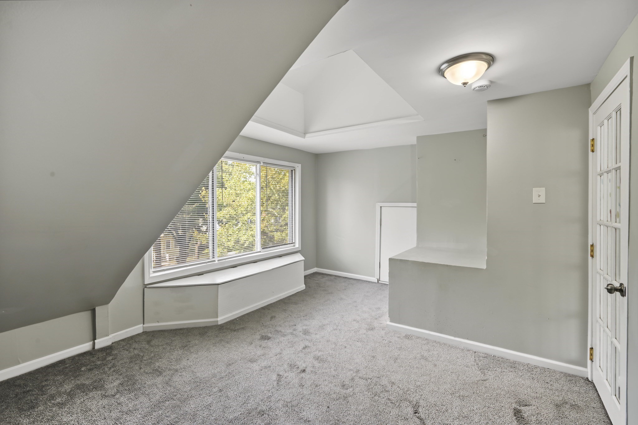 Springfield - $2,200+ /mo