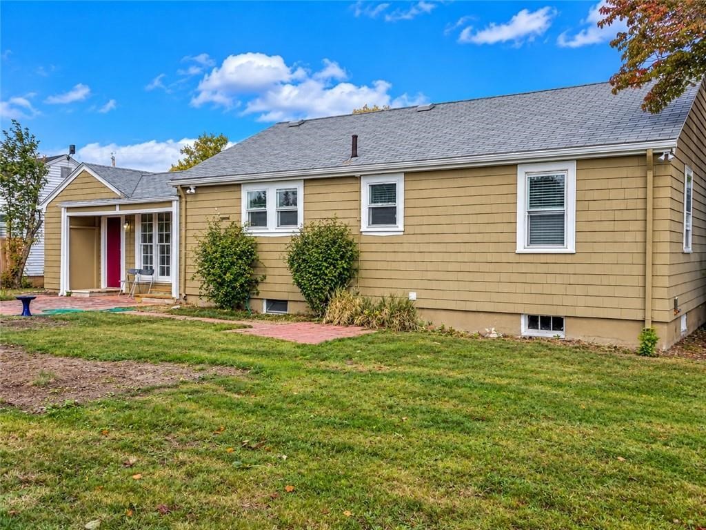 Pawtucket - $3,000+ /mo