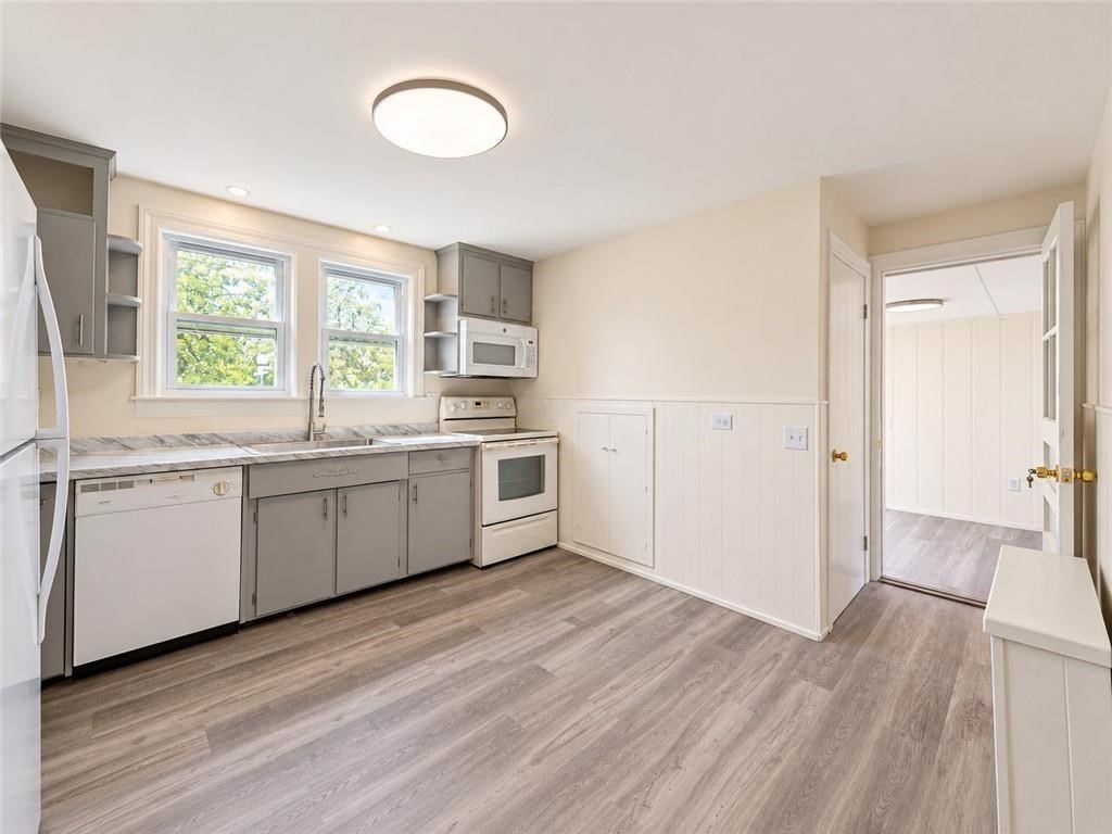Pawtucket - $3,000+ /mo