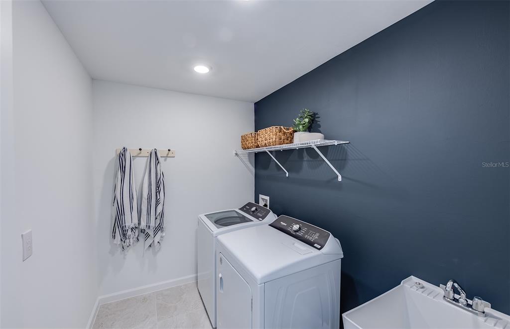 4714 HARRINGTON FIELDS DRIVE,DAVENPORT