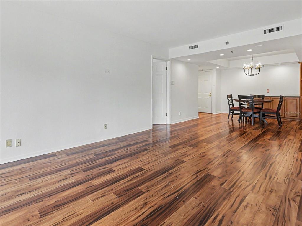 3211 W SWANN AVENUE UNIT 302,TAMPA