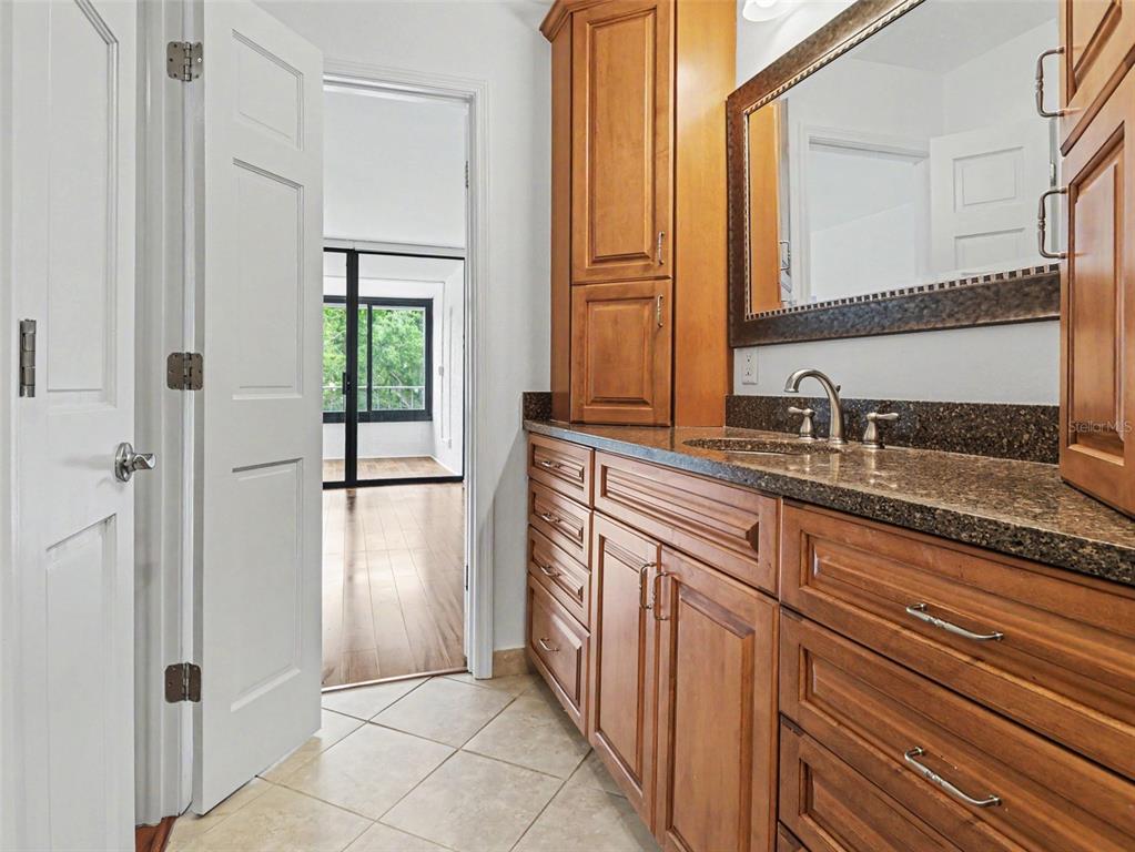 3211 W SWANN AVENUE UNIT 302,TAMPA