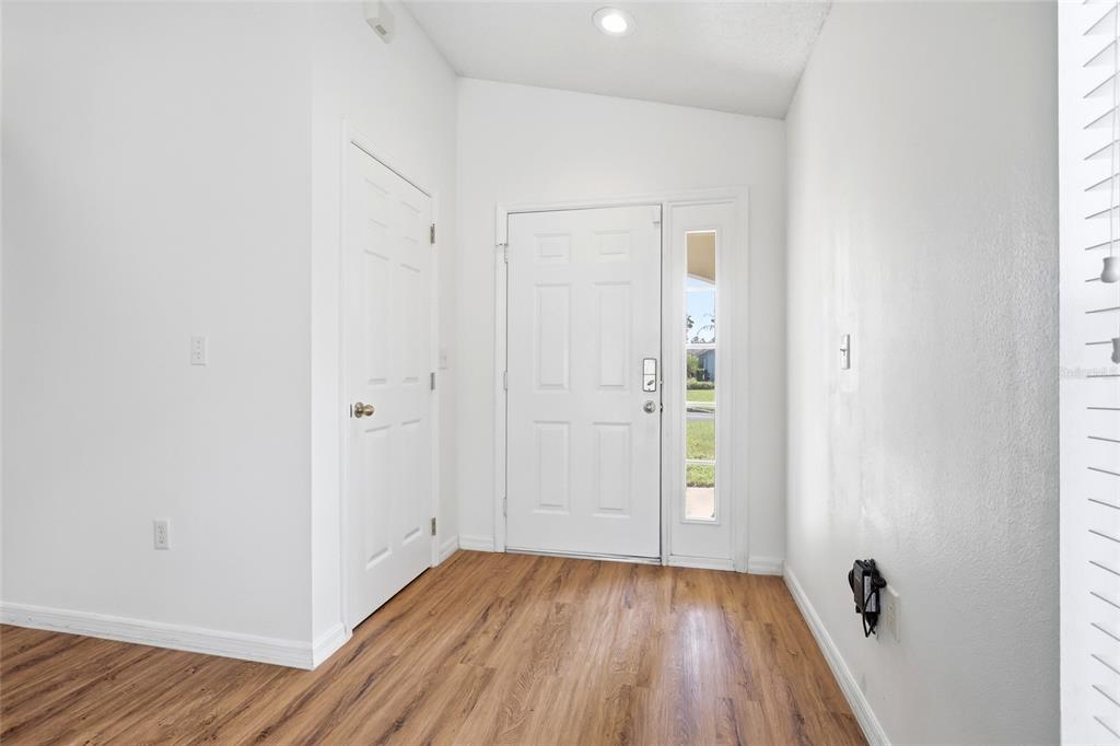 Photo 3 — 1500 Casterton Circle