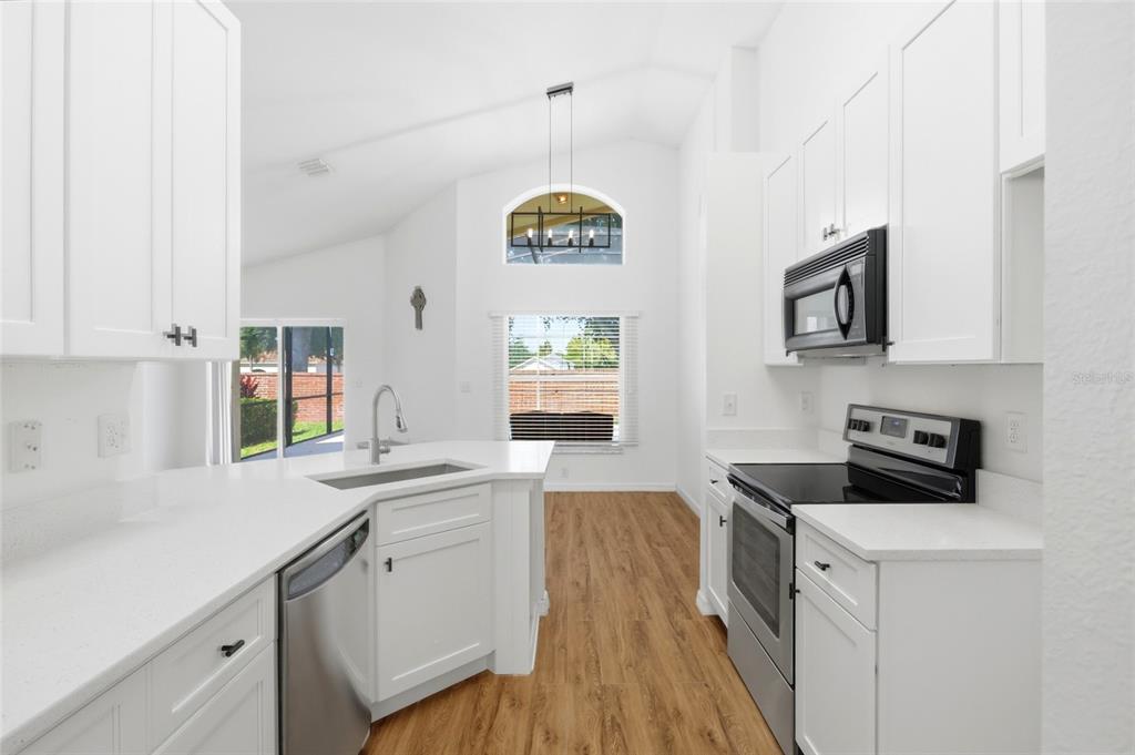 Photo 11 — 1500 Casterton Circle