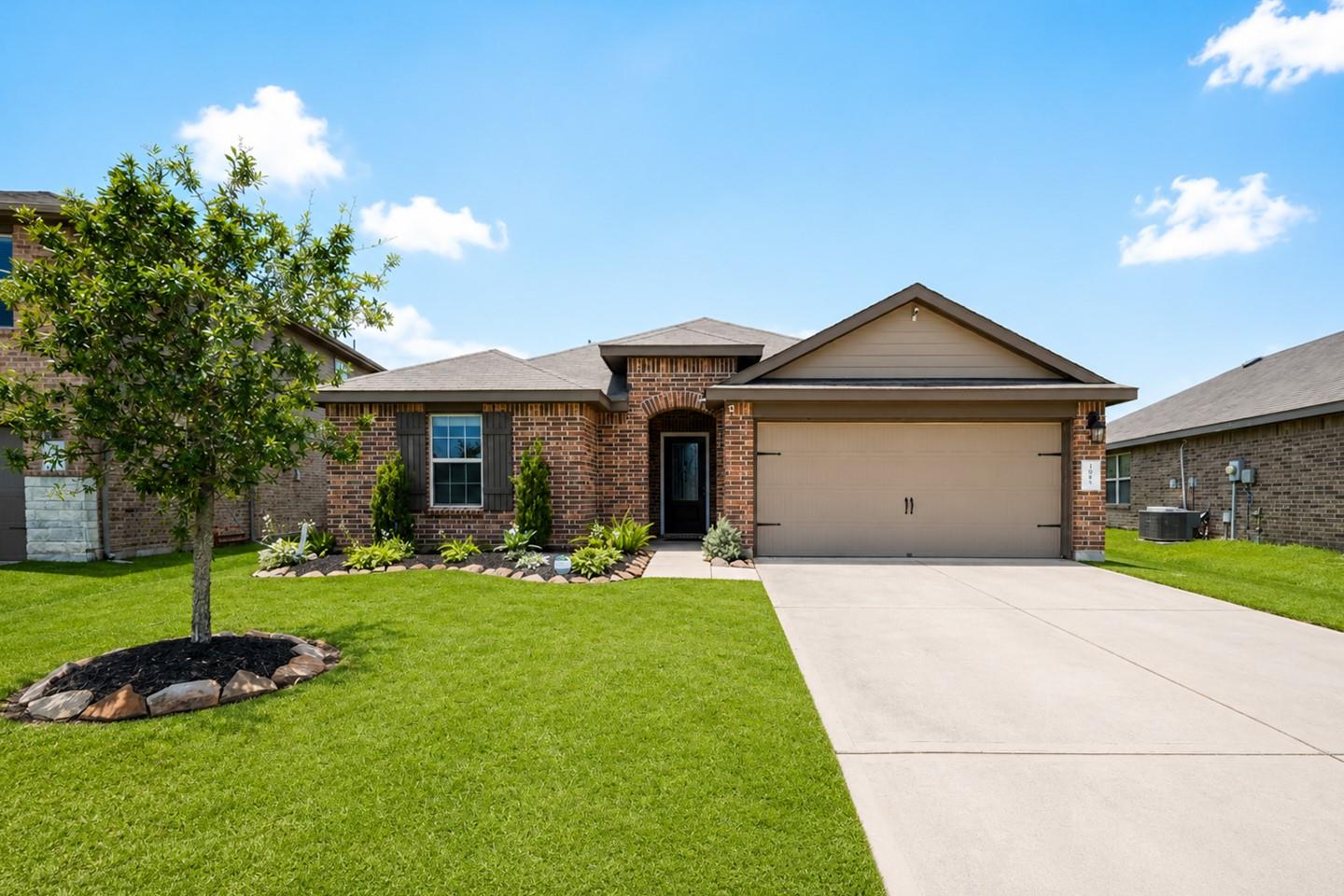 3903 Mcdonough Way