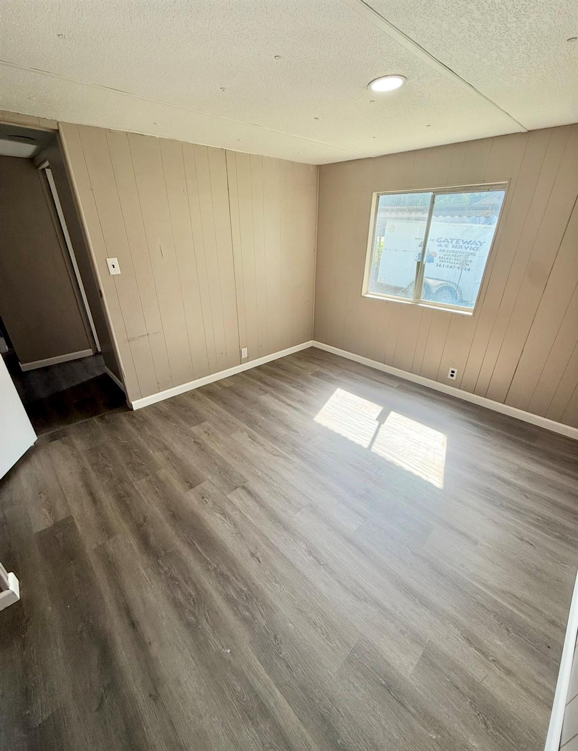 Photo 15 of Single family home for sale at 377 Ave H, Markham, TX 77456 | MLS# 5535769 | Listing updated on 2026-09-25