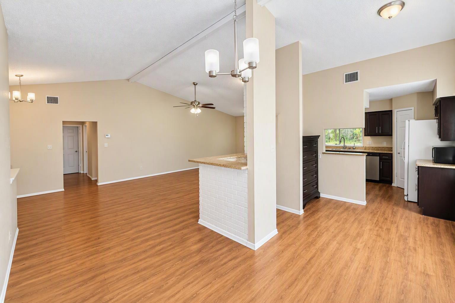 Breakfast / Dining area opens to living area & kitchen
