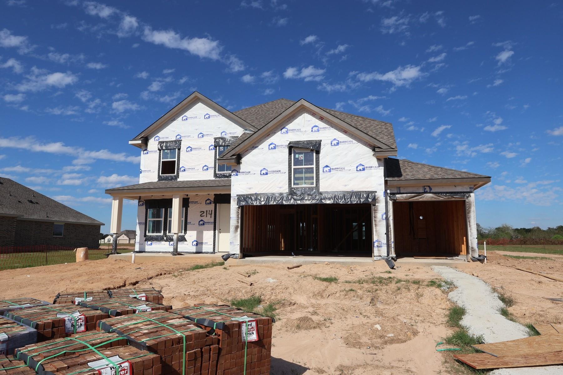 Photo 2 of Single family home for sale at 214 Dunovant Dr, Sealy, TX 77474 | MLS# 94763460 | Listing updated on 2026-10-08