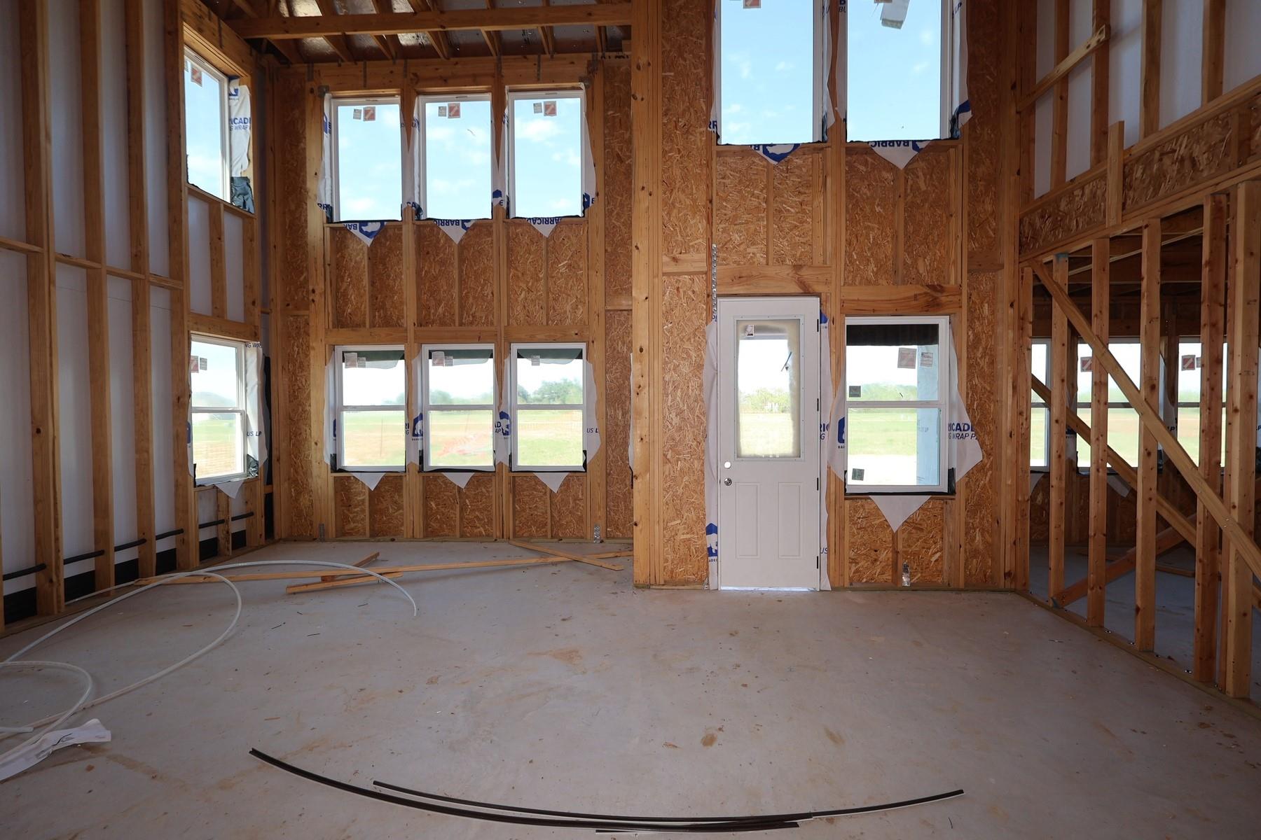 Photo 4 of Single family home for sale at 214 Dunovant Dr, Sealy, TX 77474 | MLS# 94763460 | Listing updated on 2026-10-08