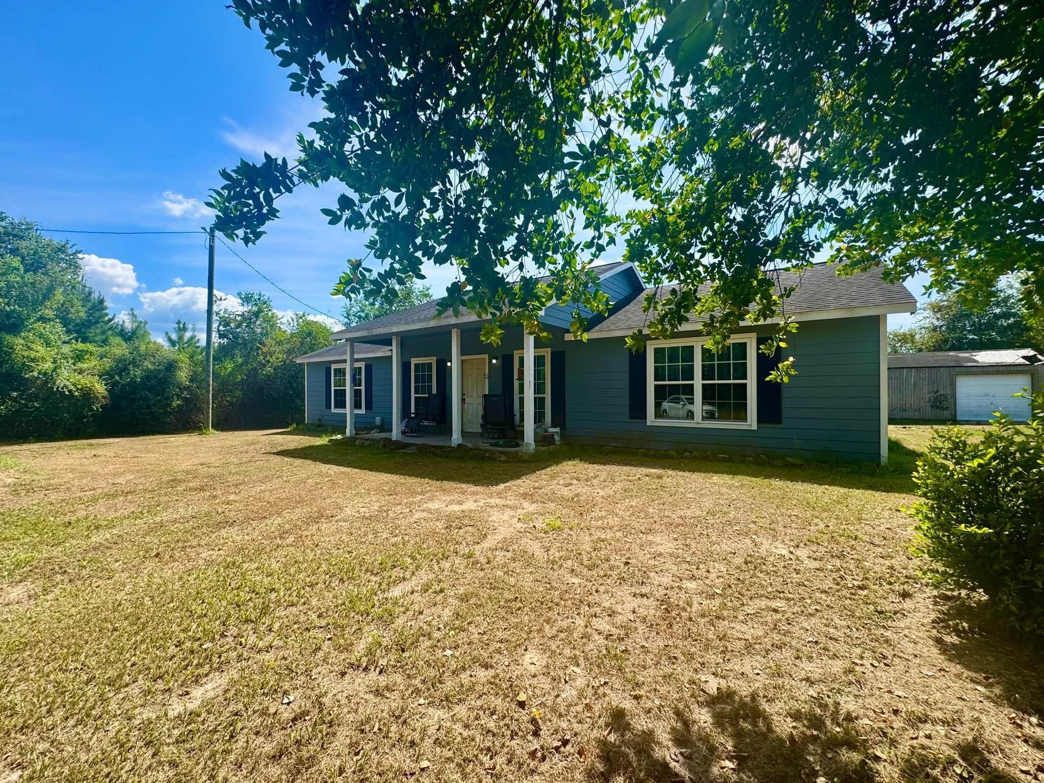 Photo 4 of Sale Pending at 610 County Rd 4550, Spurger, TX 77660 | MLS# 30937840 | Listing updated on 2026-10-05