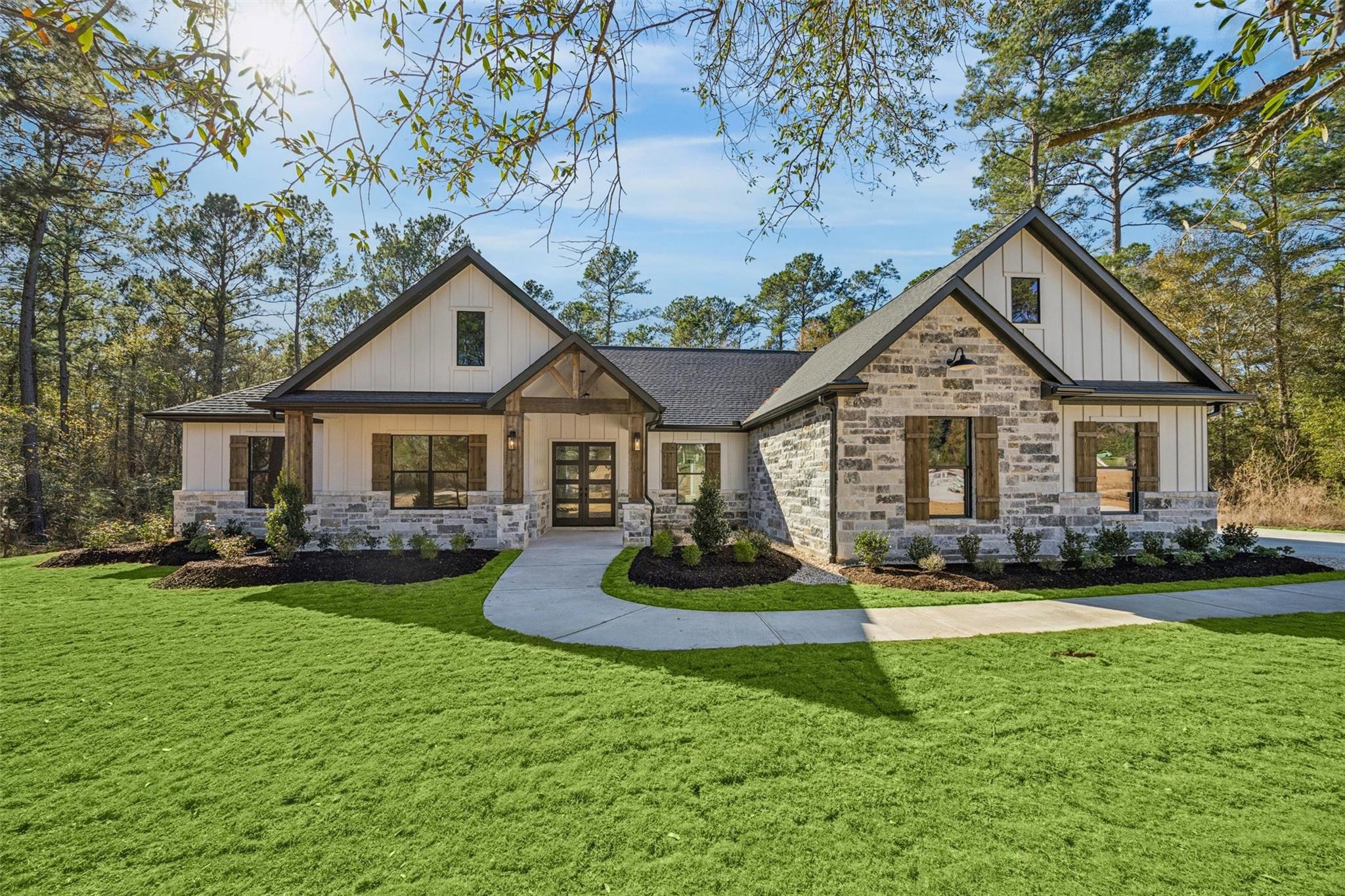 180 Red Hawk Road