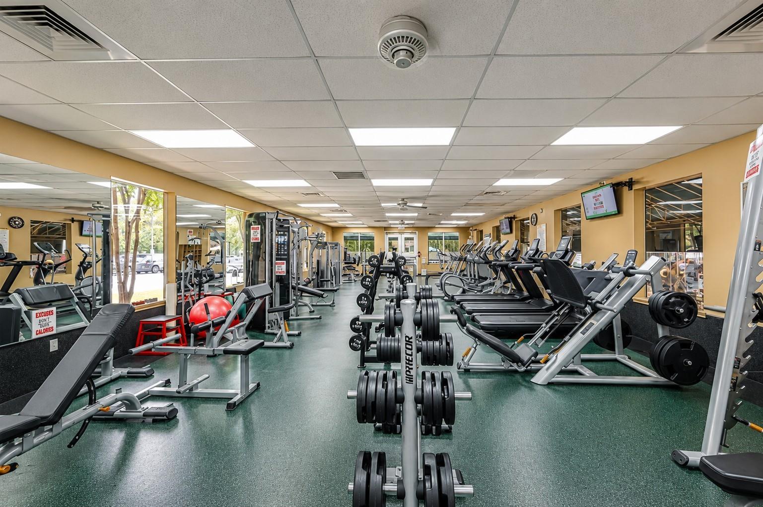 Walking distance to subdivision gym, pool and Tennis court