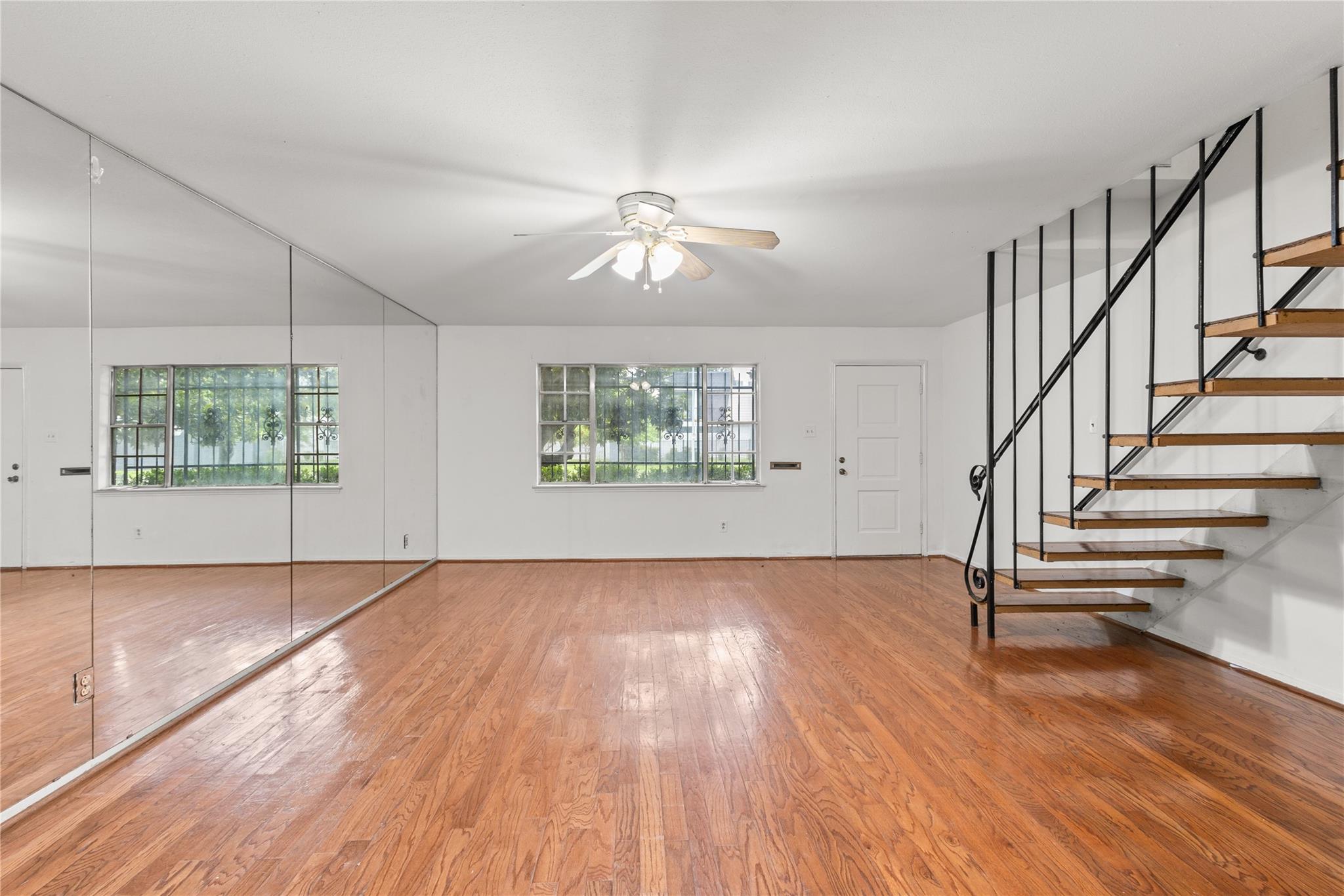Photo 2 of Townhouse for sale at 8238 Fondren Rd #8238, Houston, TX 77074 | MLS# 33349899 | Listing updated on 2026-10-09