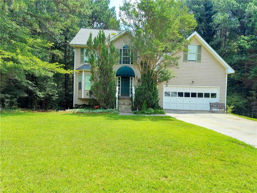 2737 Crestworth Lane