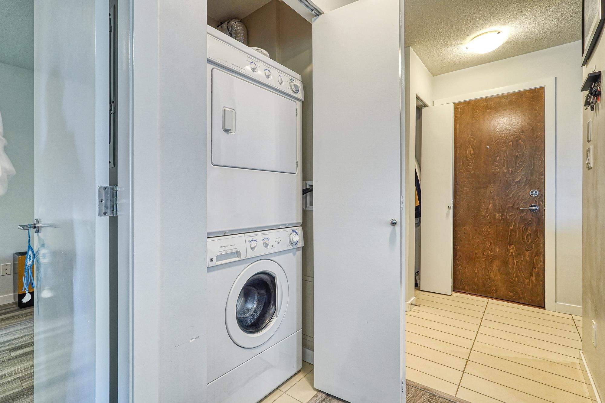 #203 7337 Macpherson Avenue - 6