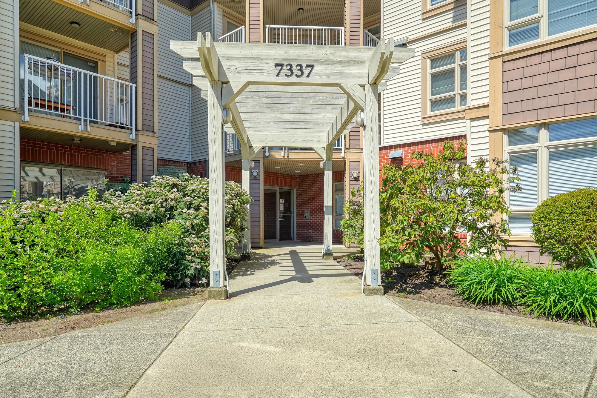 #203 7337 Macpherson Avenue - 5