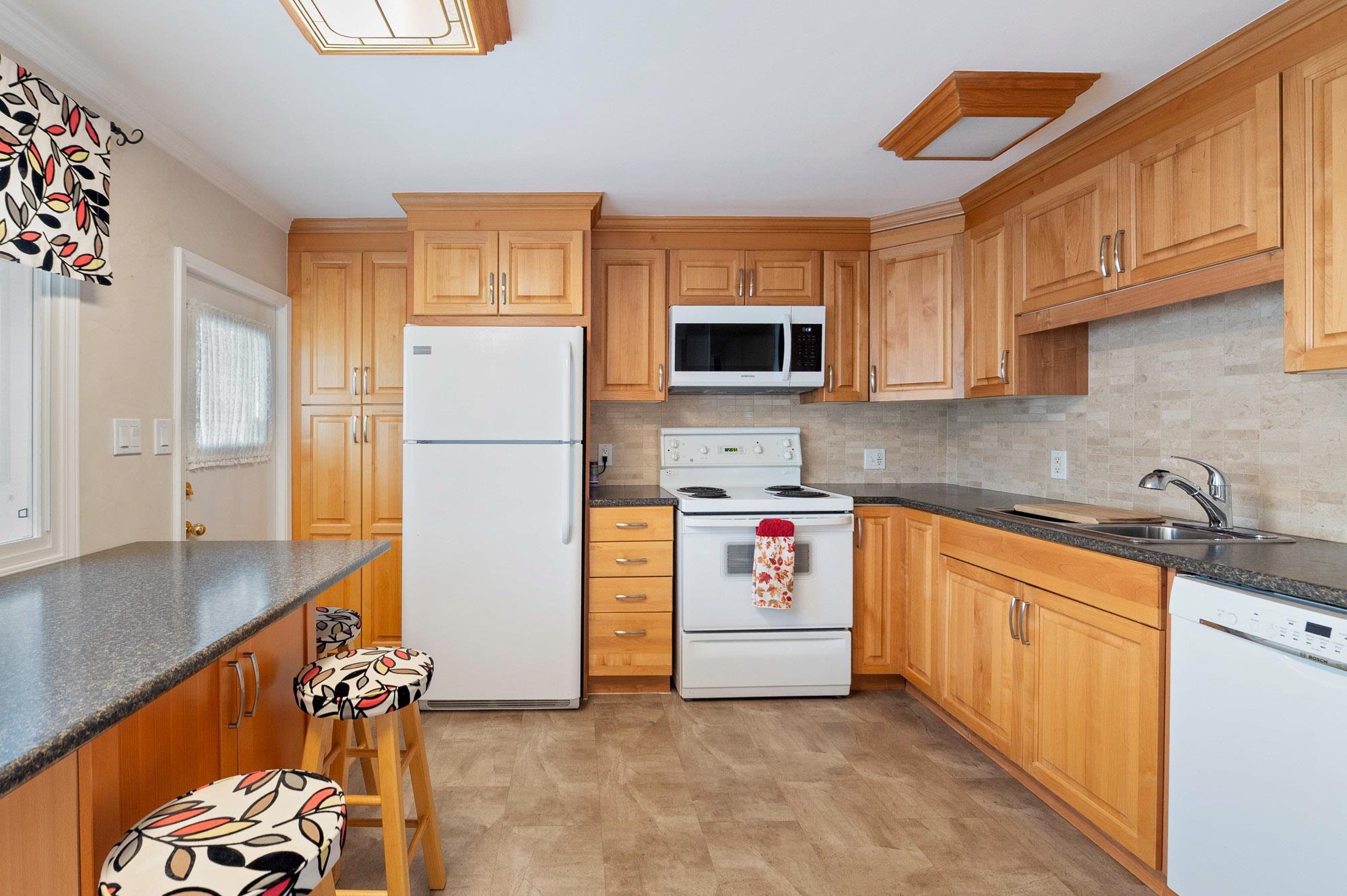 15810 Norfolk Road - 11