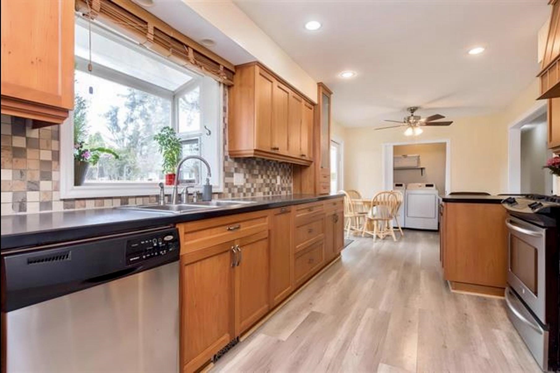 7413 Leary Crescent - 6