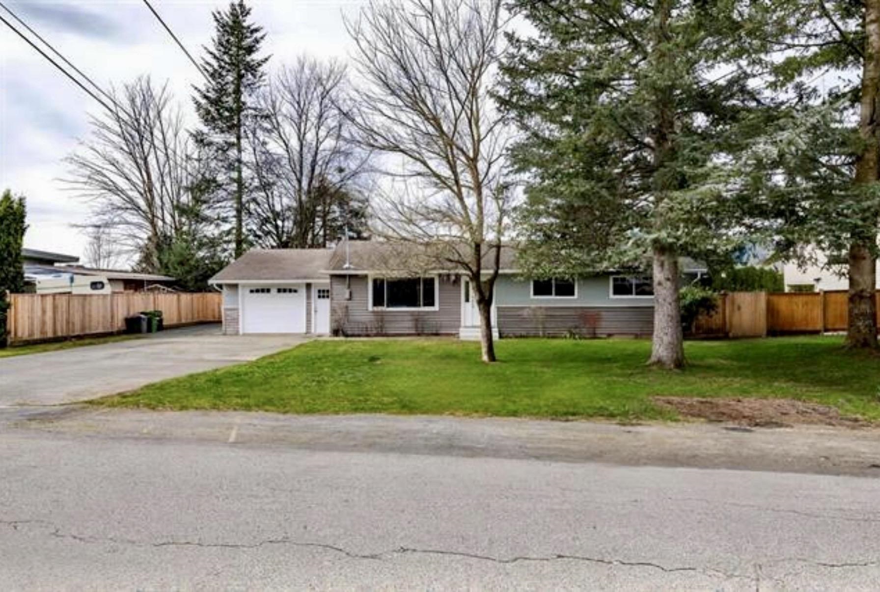 7413 Leary Crescent - 3