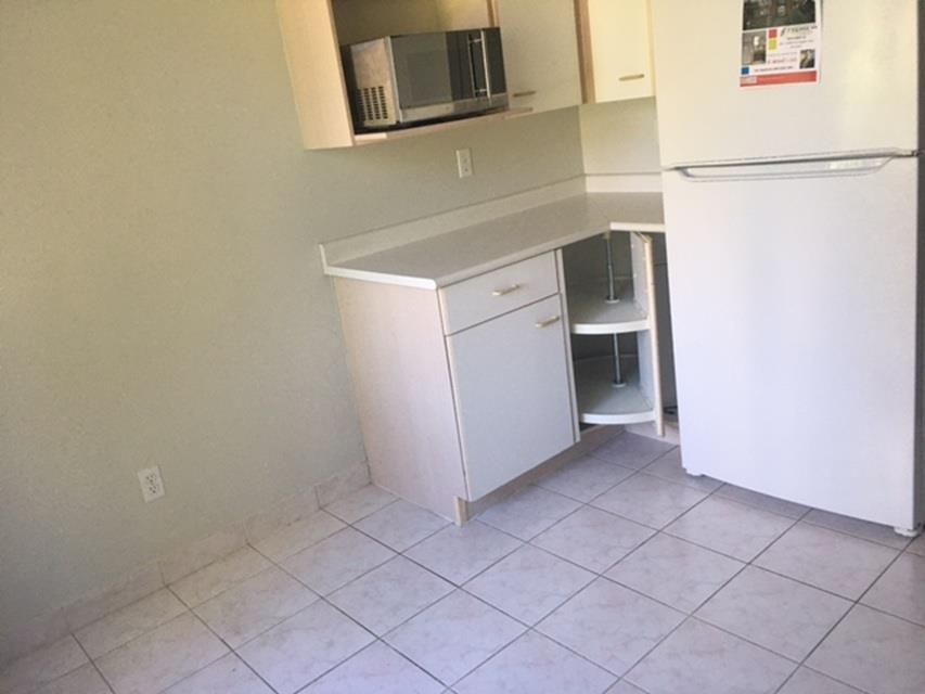 #209 6688 Burlington Avenue - 22
