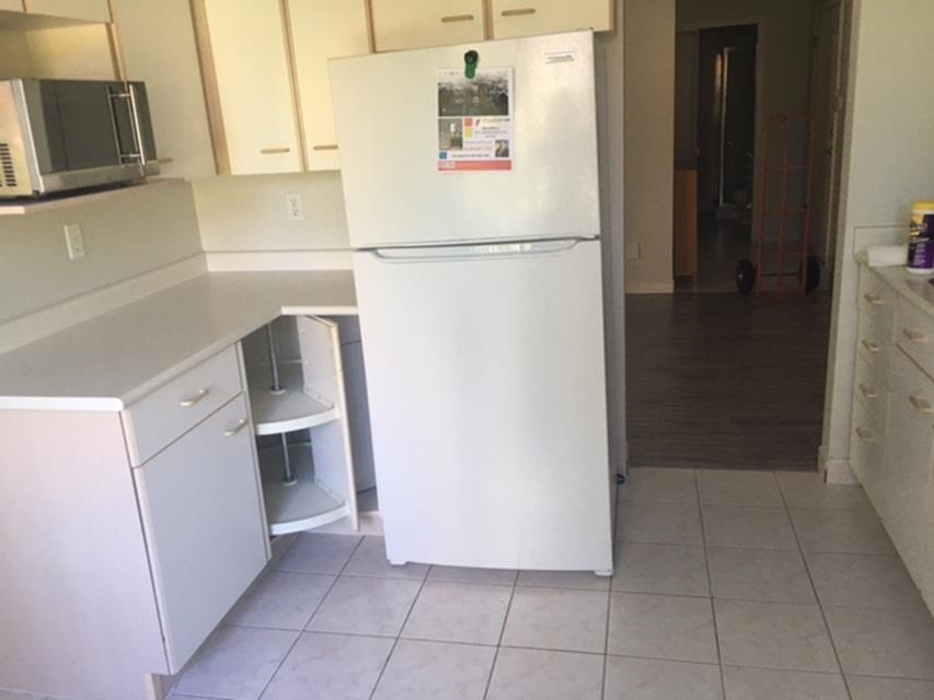 #209 6688 Burlington Avenue - 21