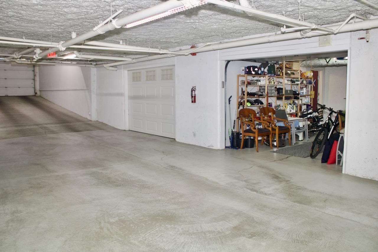 1934 Haro Street - 27