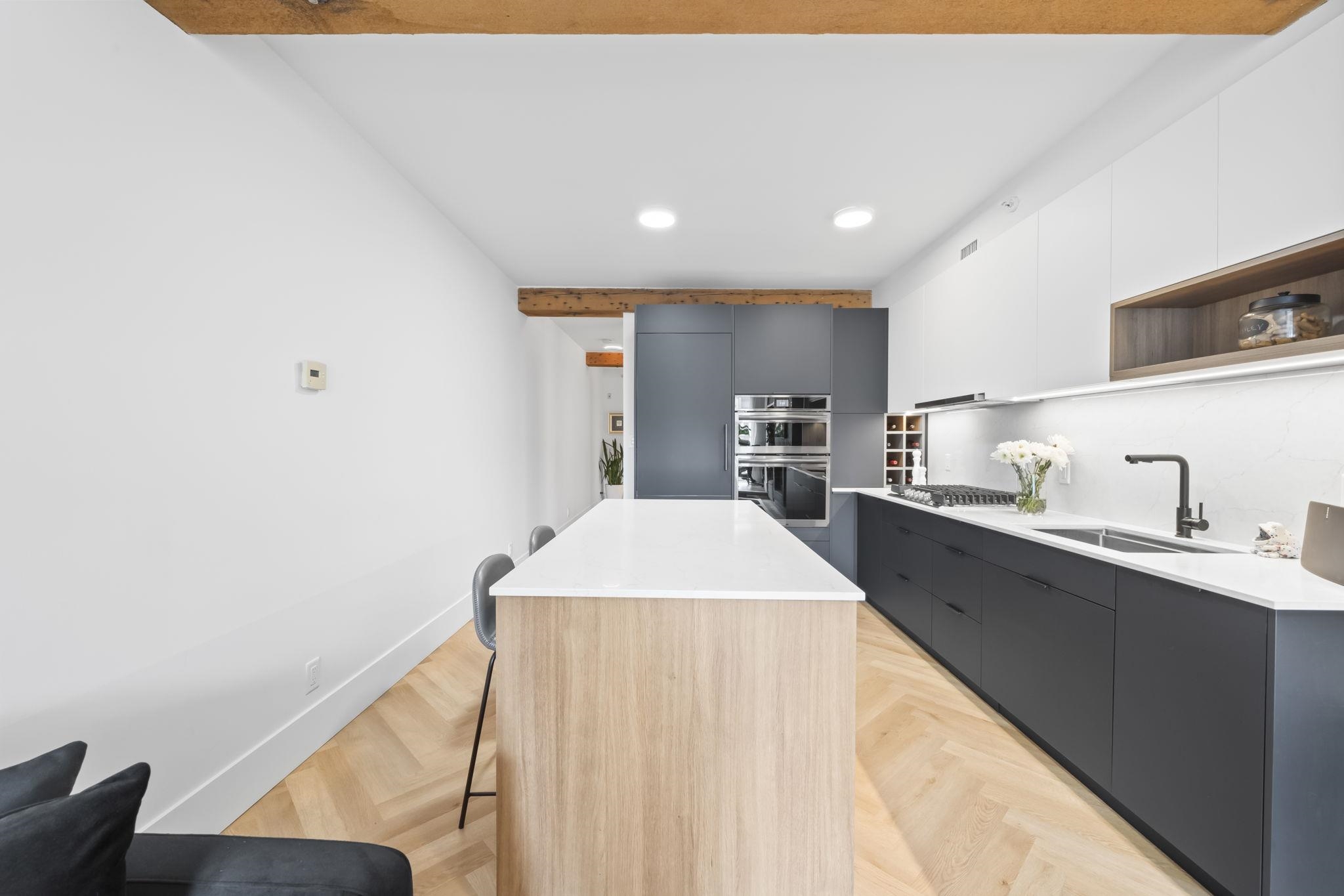 #202 1275 Hamilton Street - 10