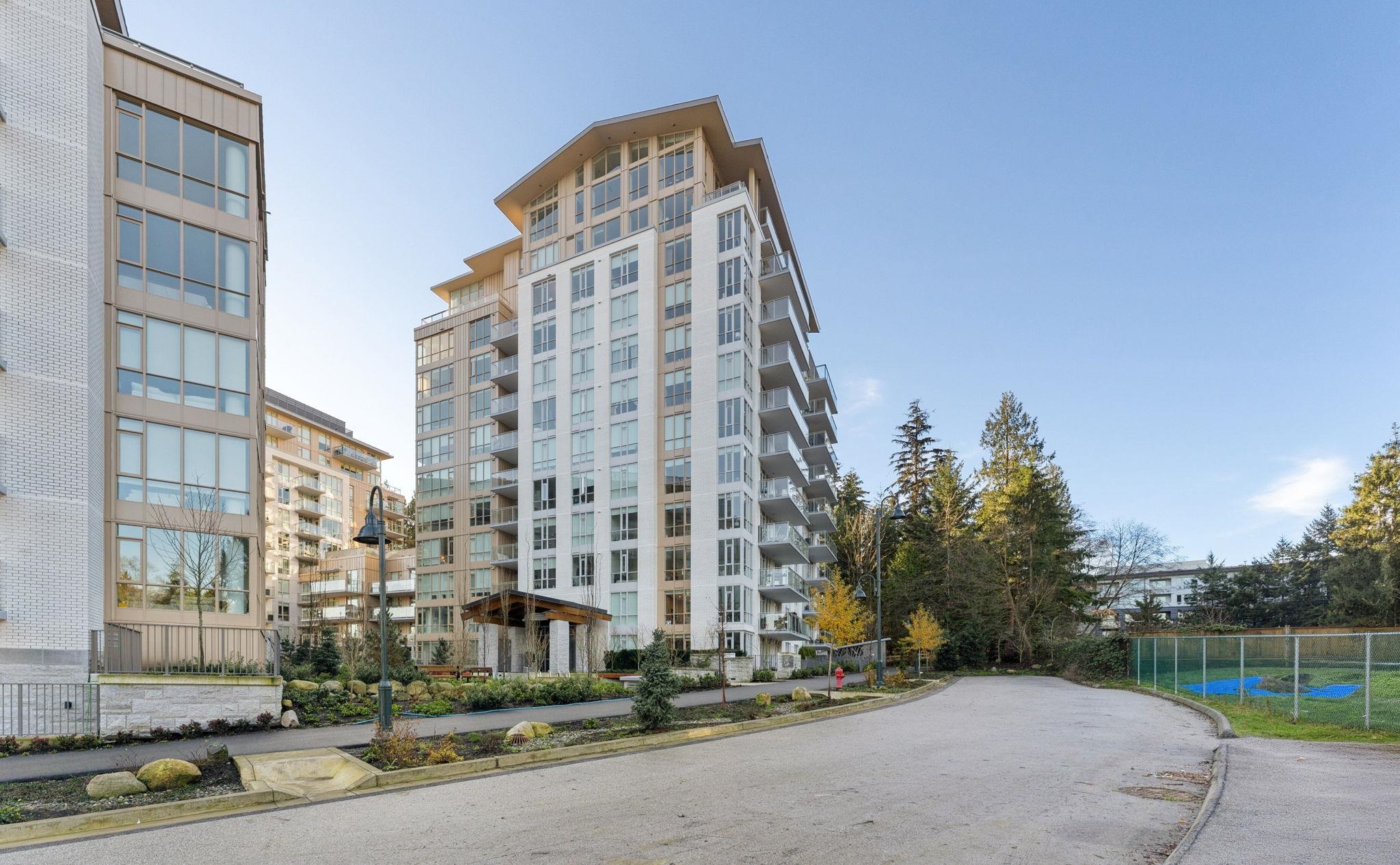 #208 2375 Emery Court - 21