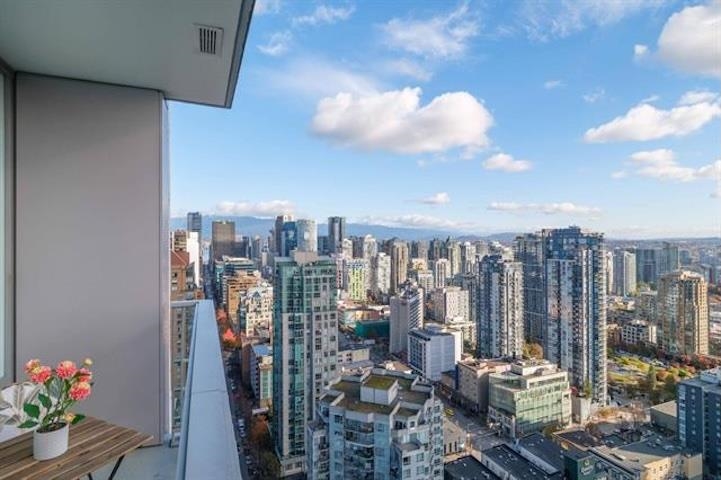 #3405 1283 Howe Street - 17