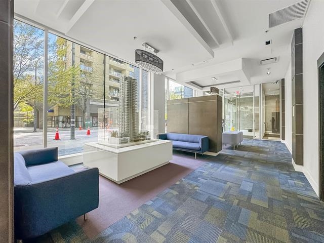 #3405 1283 Howe Street - 19
