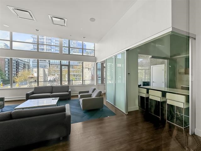 #3405 1283 Howe Street - 21