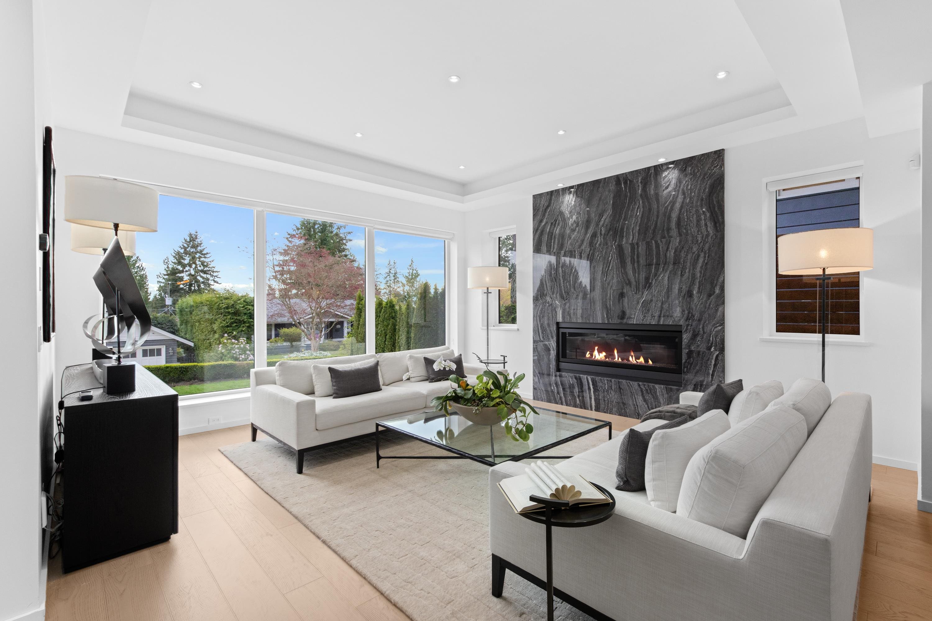 976 Melbourne Avenue - 1