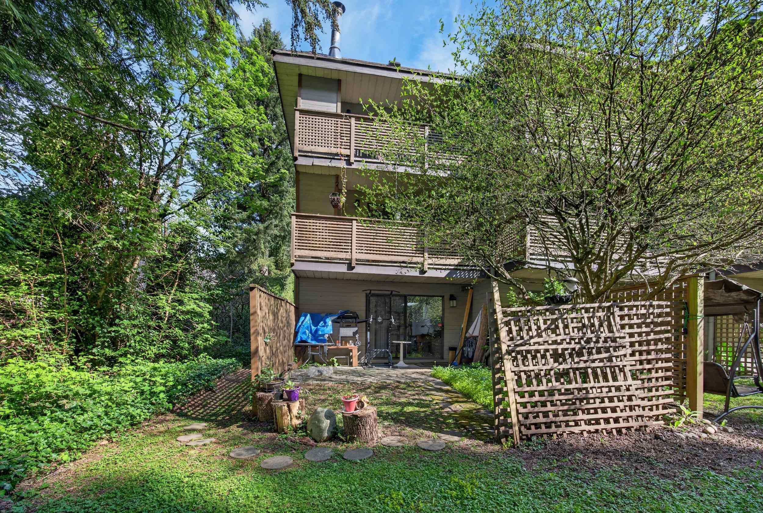 2750 Kingsford Avenue - 37