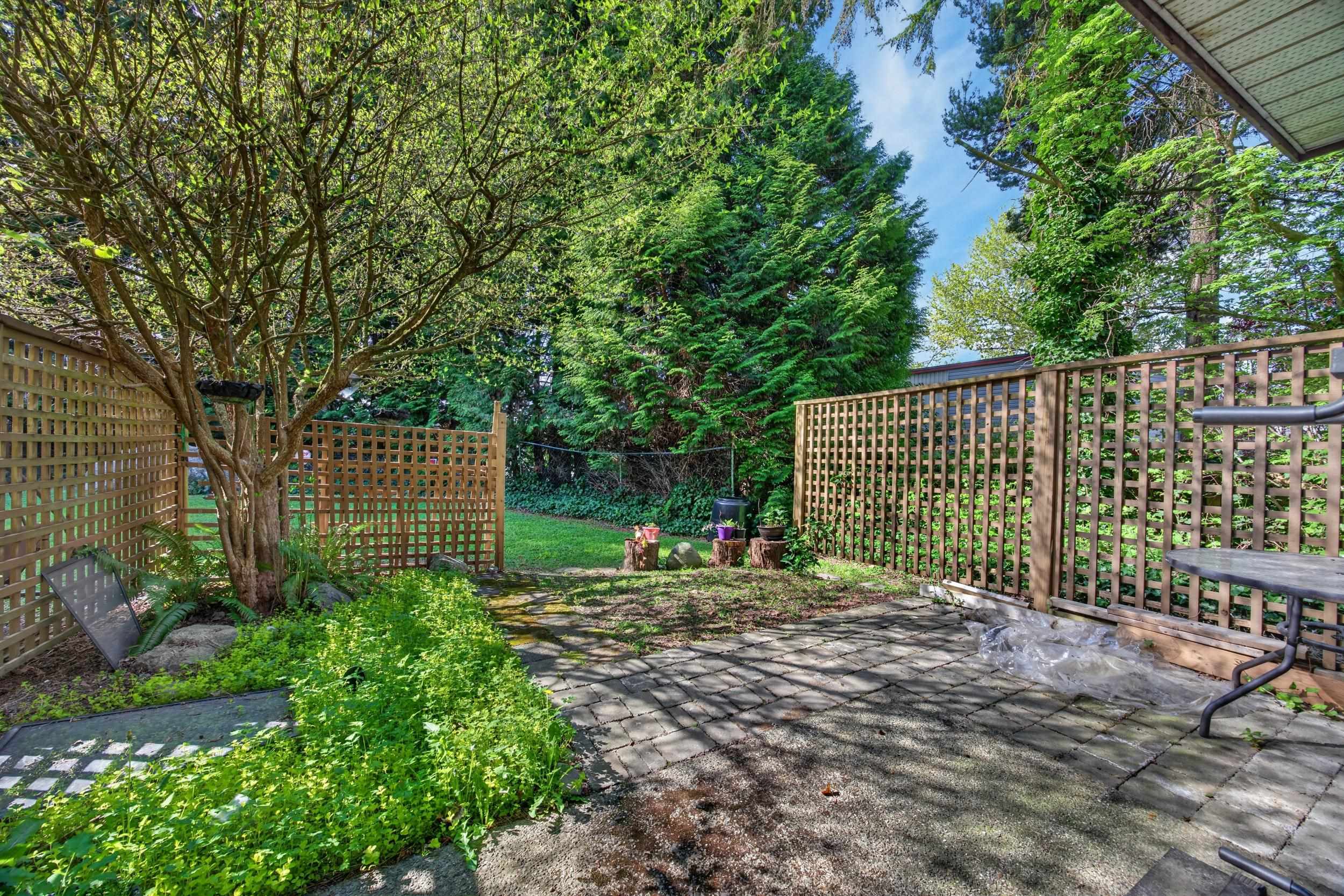 2750 Kingsford Avenue - 39