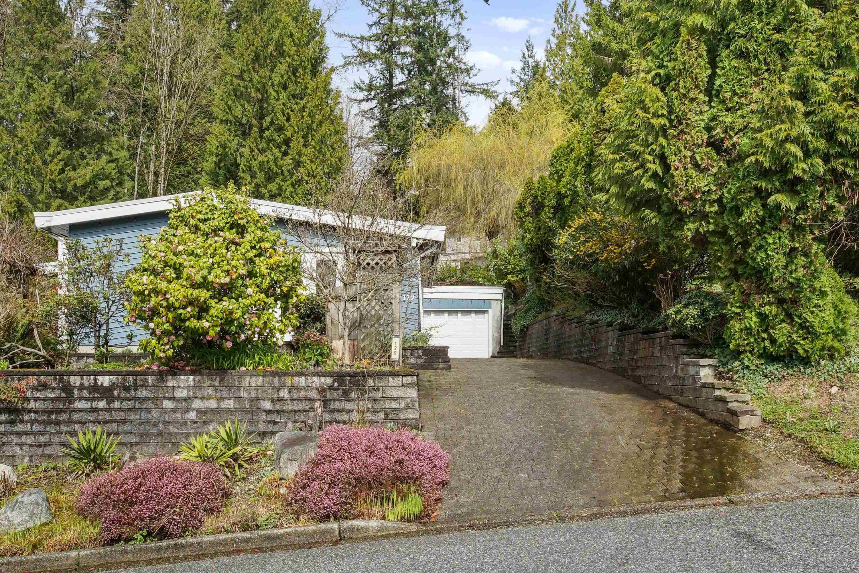 129 Roe Drive - 1
