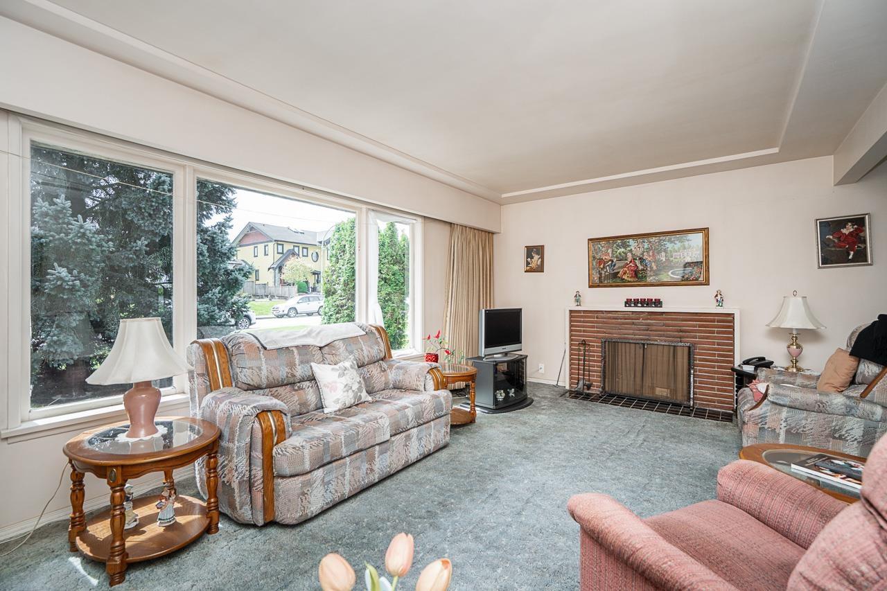 6257 Berwick Street - 12