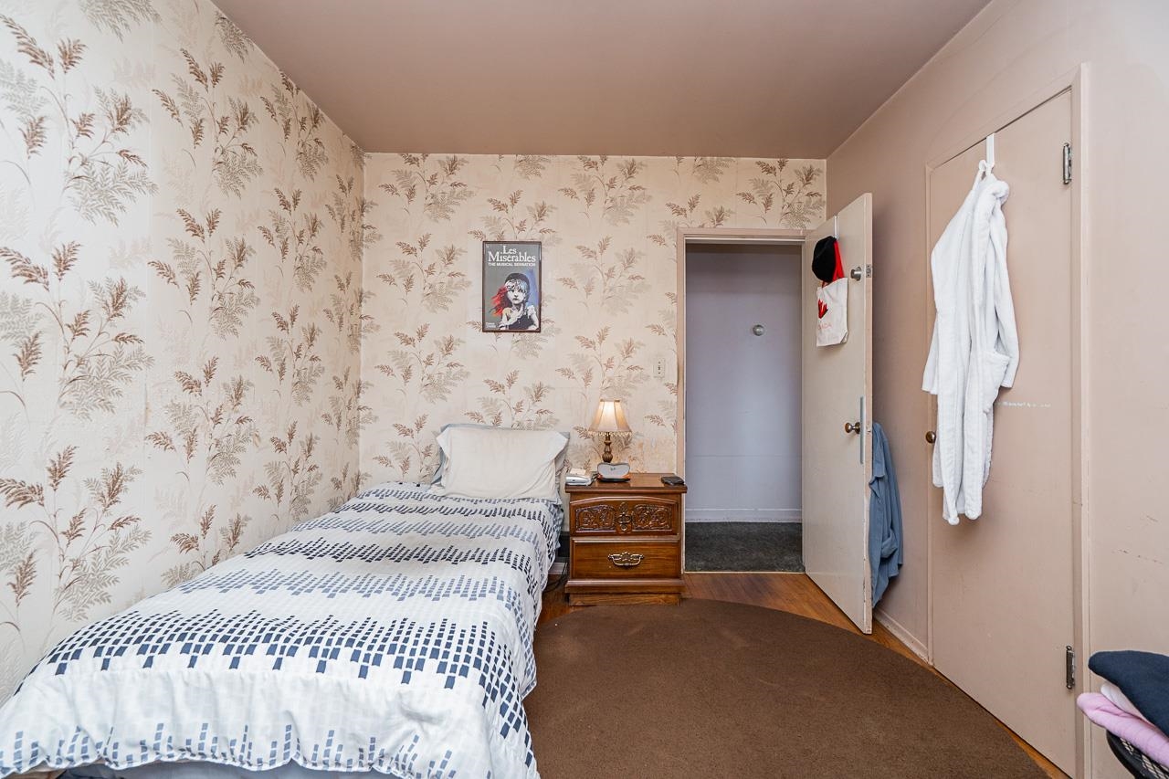 6257 Berwick Street - 24