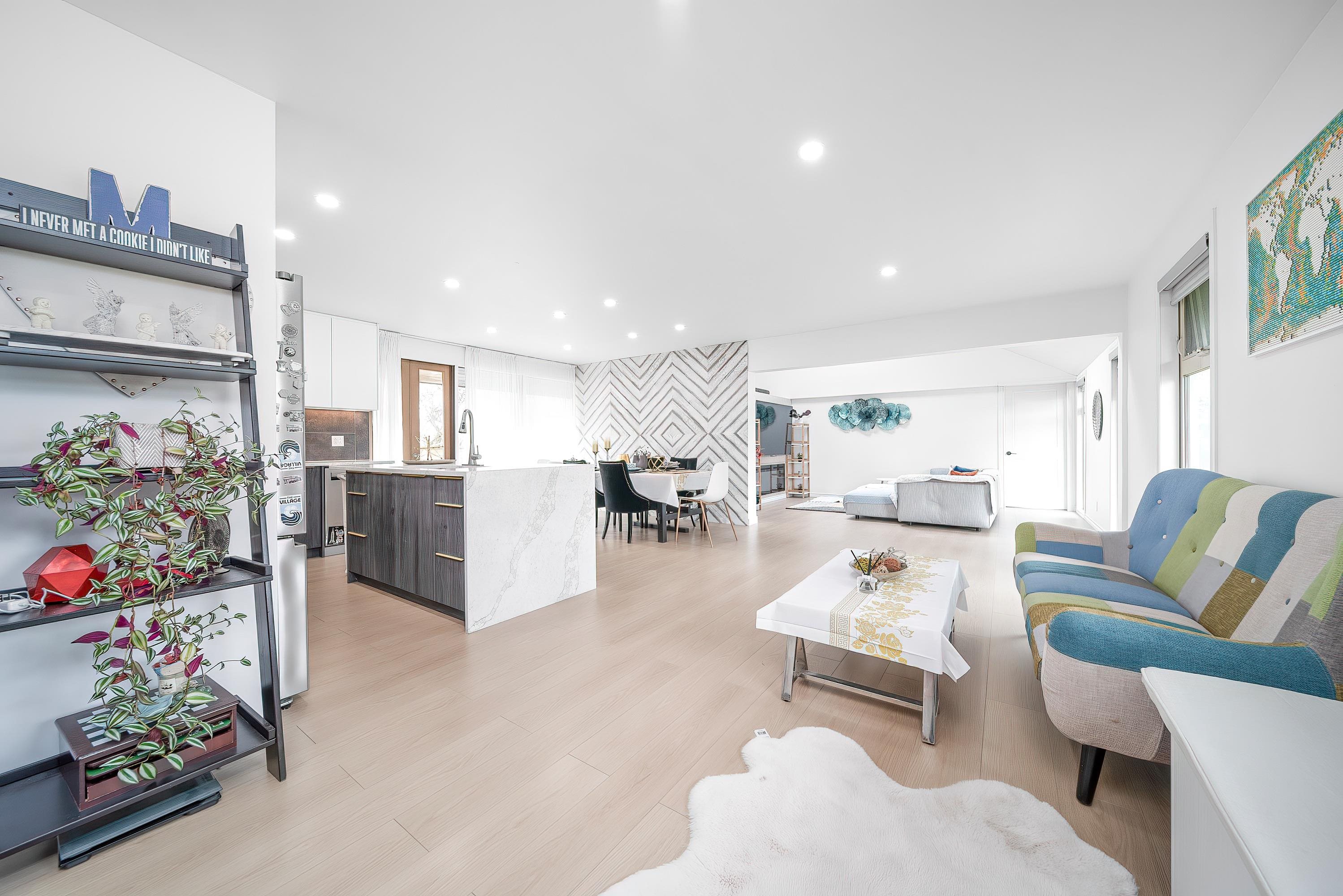 5186 10a Avenue - 11