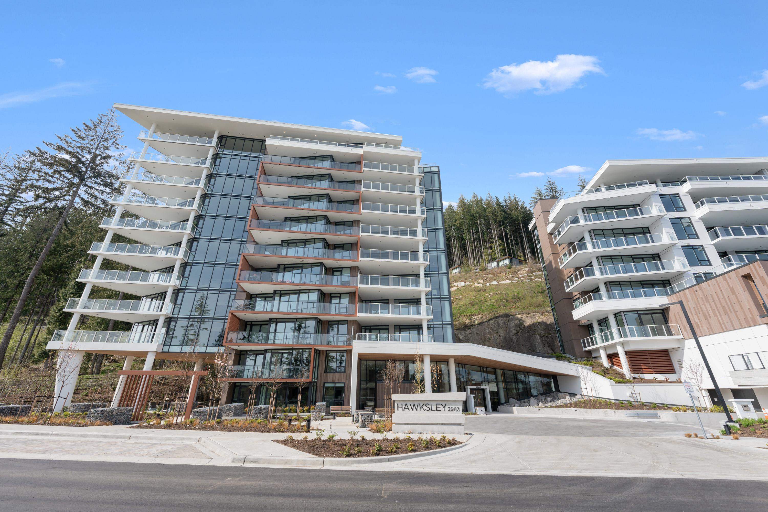 #511/ 511A-3963 Uplands Way - 35
