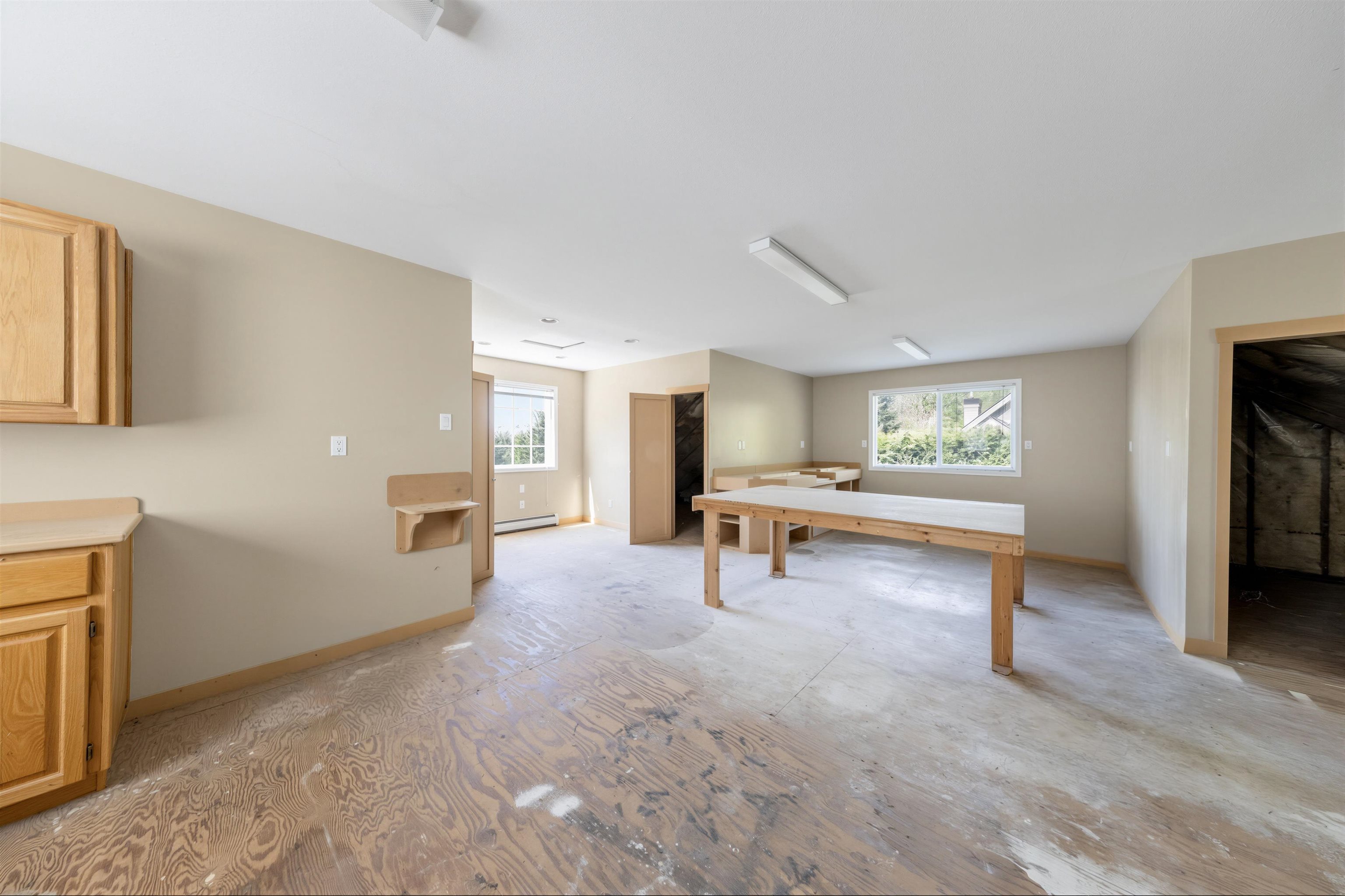 127 Hemlock Drive - 32