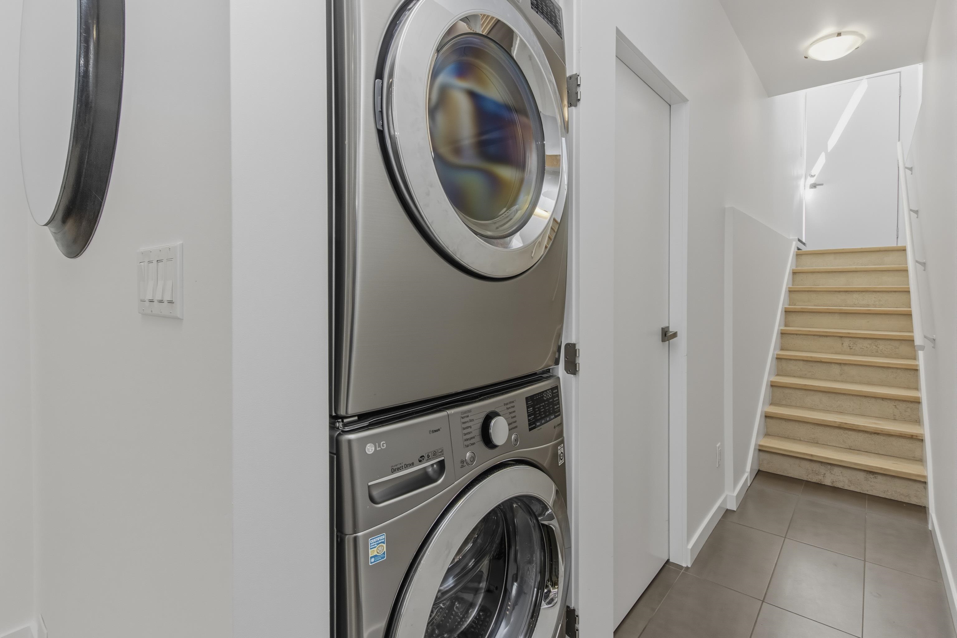 1007 Jay Crescent - 37