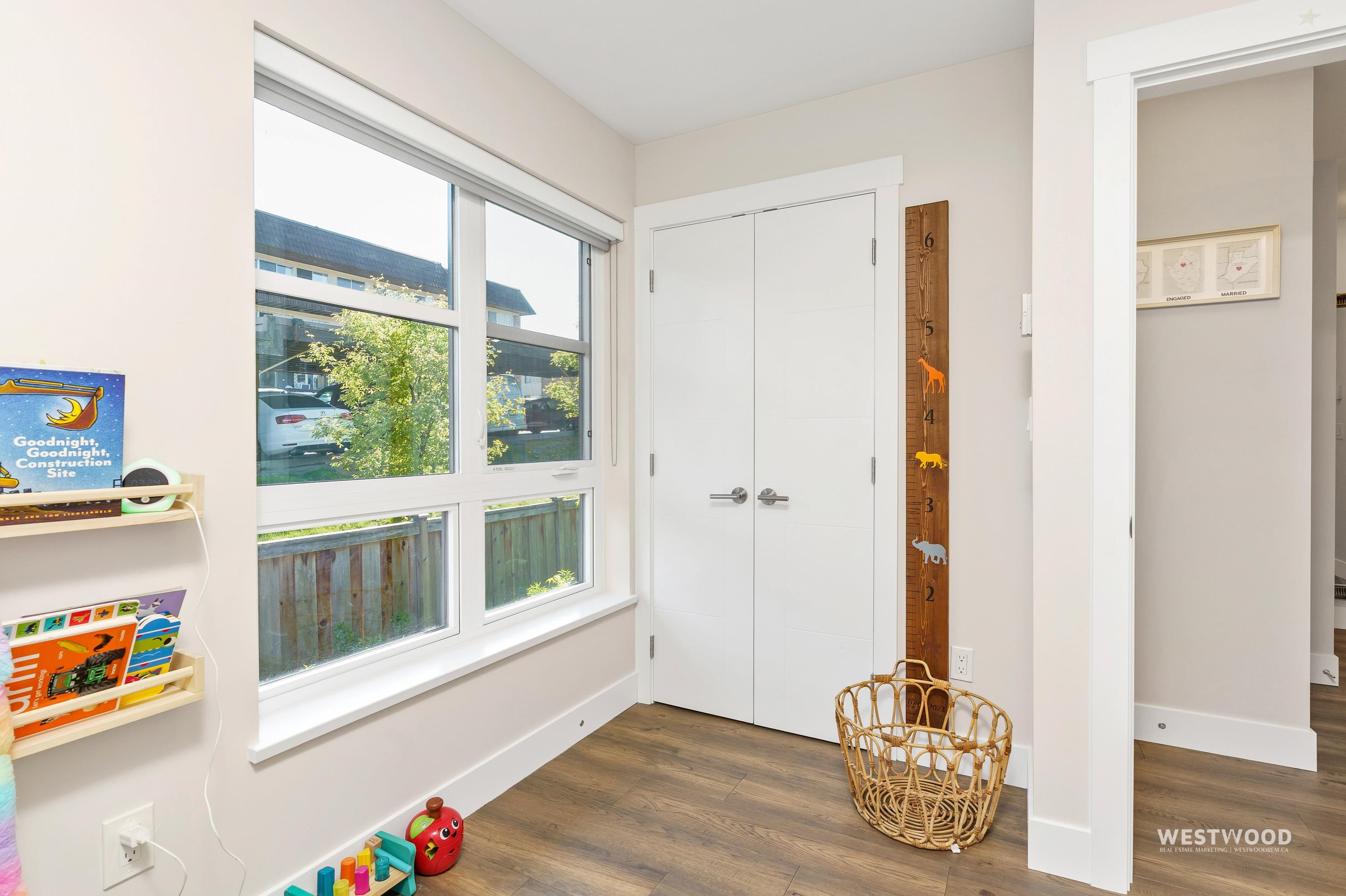 #14 70 Seaview Drive - 28